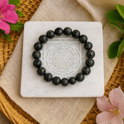 Black kyanite Bracelet